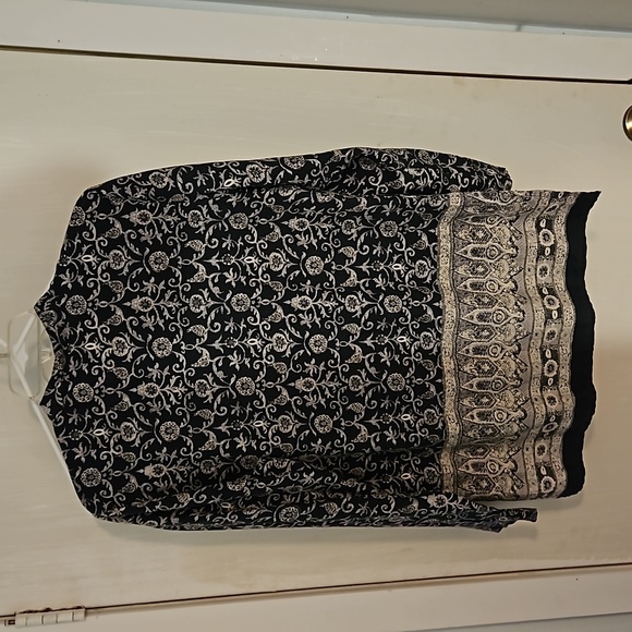 Anna and Frank 100% Silk Blouse - Picture 3 of 3